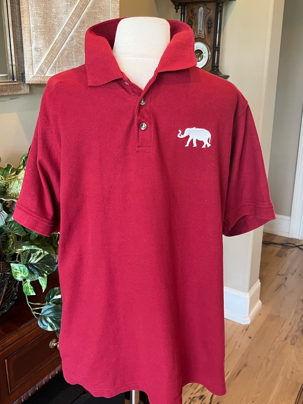 University of Alabama Crimson Red Solid Polo with Elephant Appliqué Men’s Medium